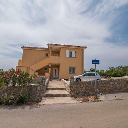 Apartments Sanjin Kornic Exterior photo