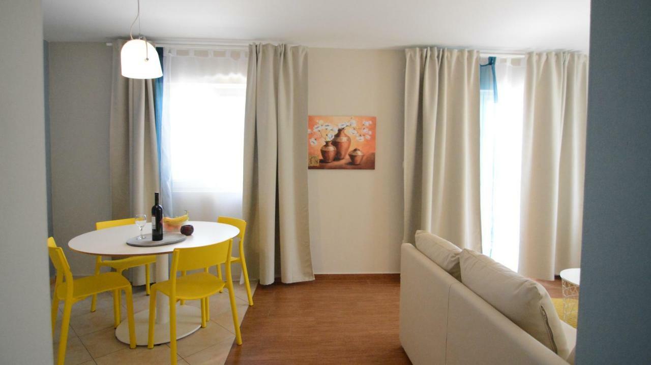 Apartments Sanjin Kornic Exterior photo